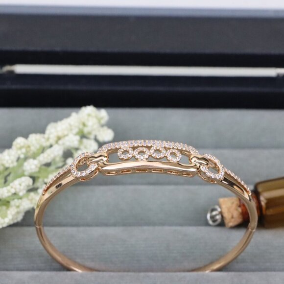 Elegant Rose Gold Bangle with Circle Accents and Crystal Detailing, XPBL0421 - Picture 10 of 11